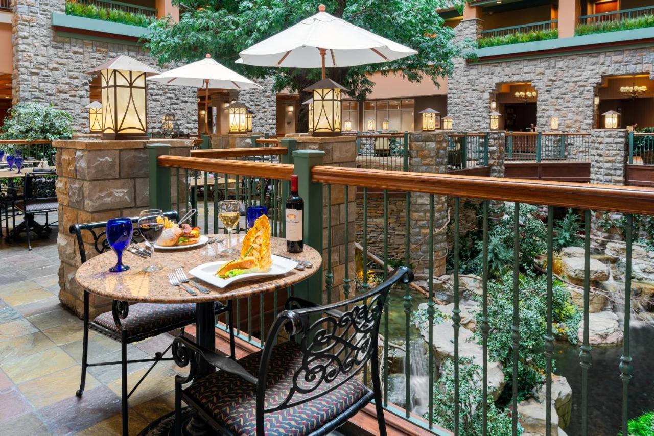 Chateau On The Lake Resort Spa And Convention Center Branson Eksteriør bilde
